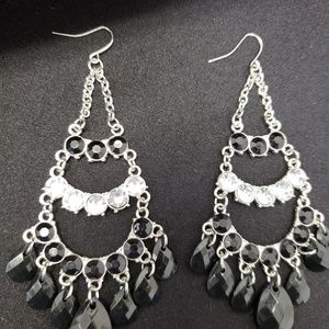 Chandelier black with diamond earrings
